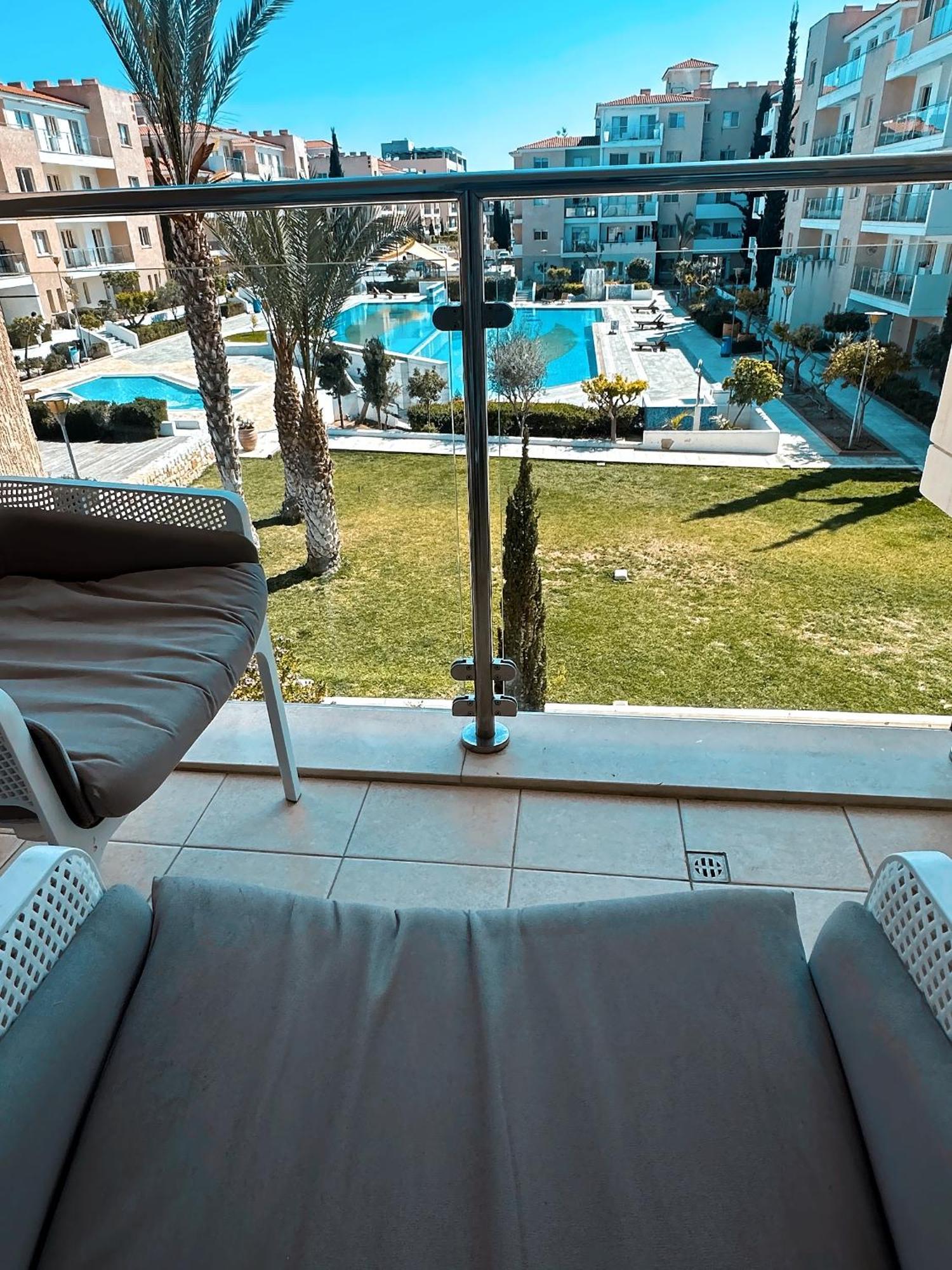 Апартаменты Elysia Park Ameliya 202 Пафос Экстерьер фото